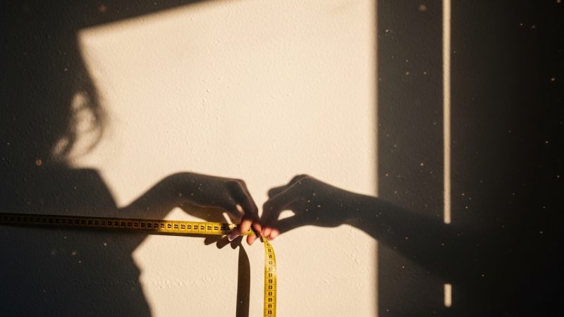 Домашние тренировки для девушек и упражнения для похудения